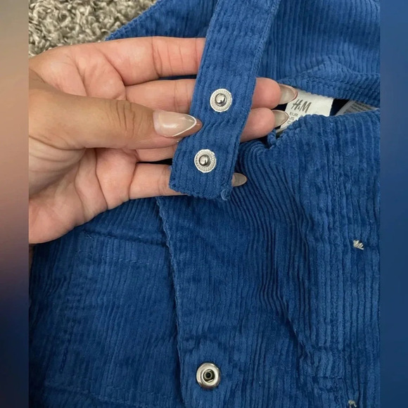 H&M Corduroy Overalls - Picture 4 of 8